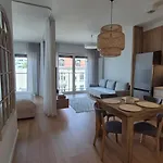 Luxurious Cinnamon Apartment, Self Check-In 24H, Parking, Air-Conditioning