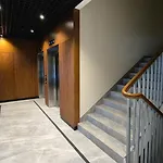 Luxurious Cinnamon Apartment, Self Check-In 24H, Parking, Air-Conditioning