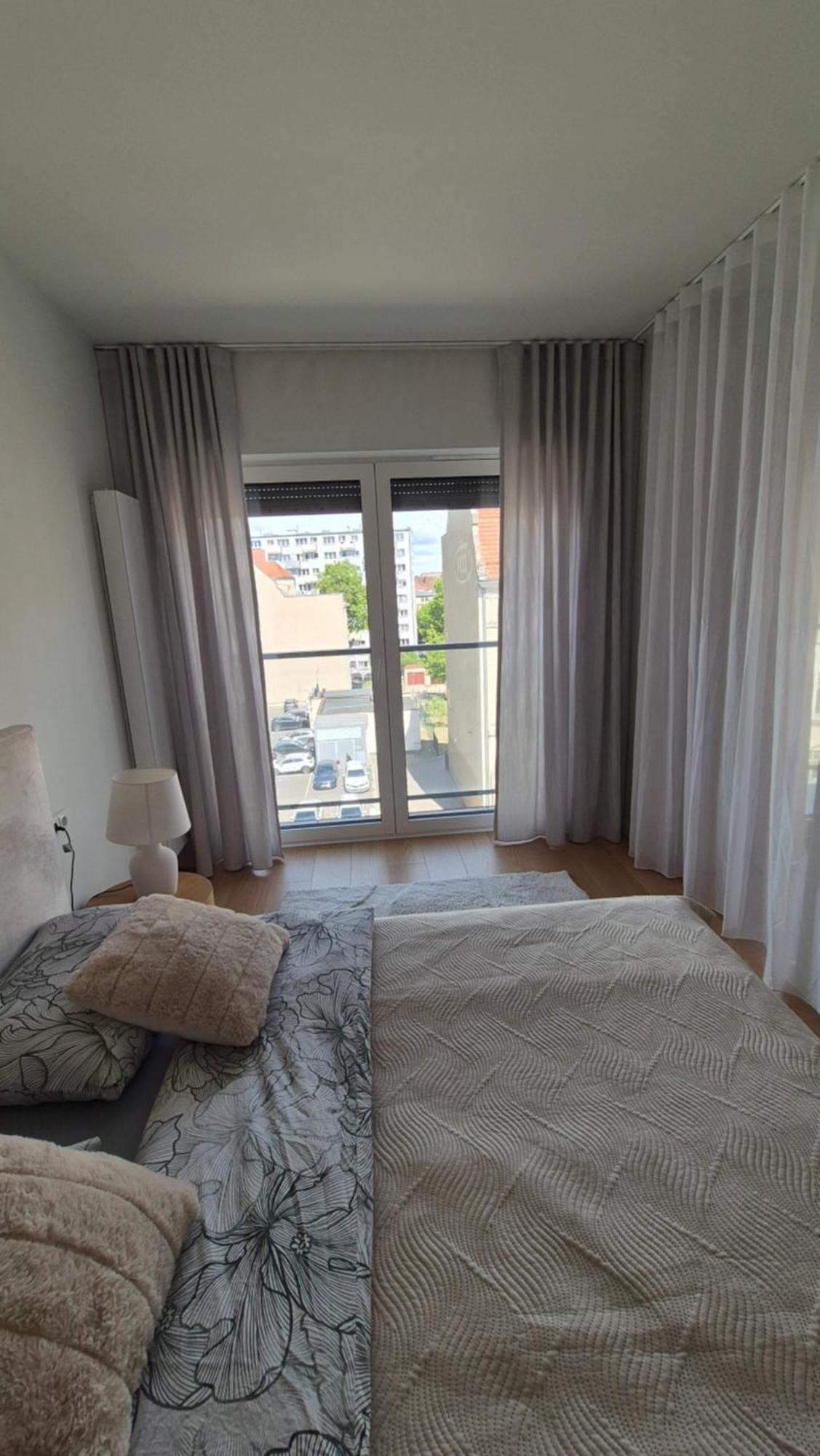 Luxurious Cinnamon Apartment, Self Check-in 24h, Parking, Air-conditioning *